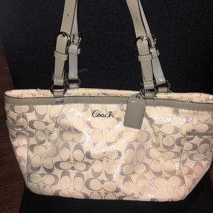 Coach shoulder bag